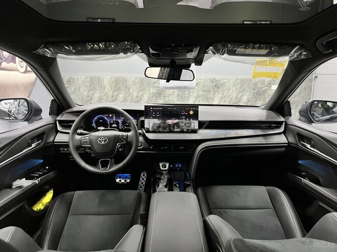 Toyota Camry-34