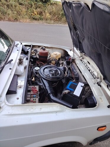 LADA (VAZ) 2107-8