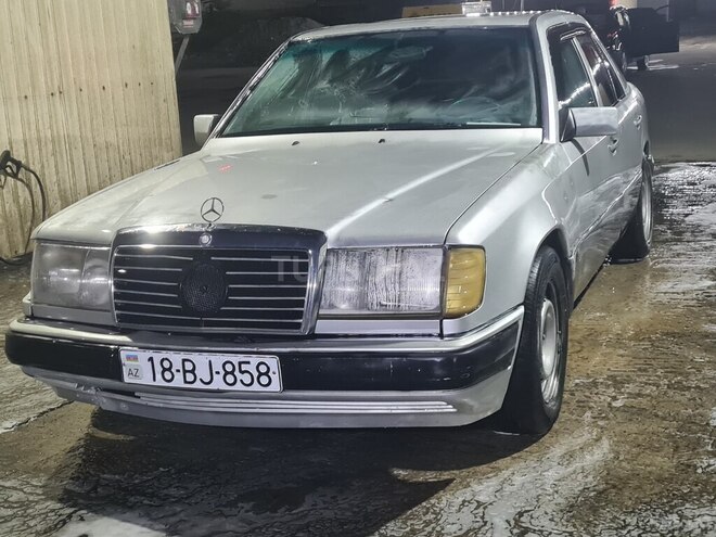 Mercedes 280 E-4