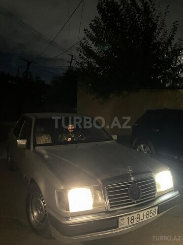 Mercedes 280 E-5