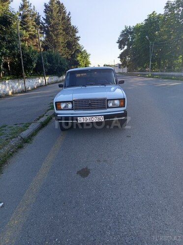 LADA (VAZ) 2107-1
