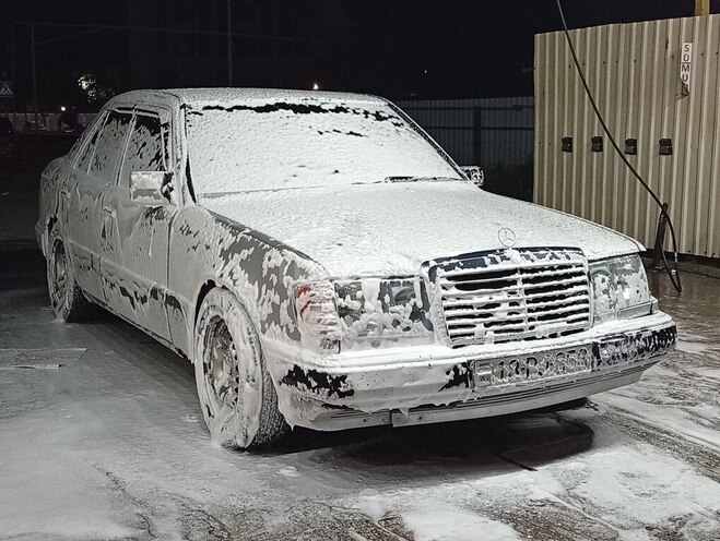Mercedes 280 E-7
