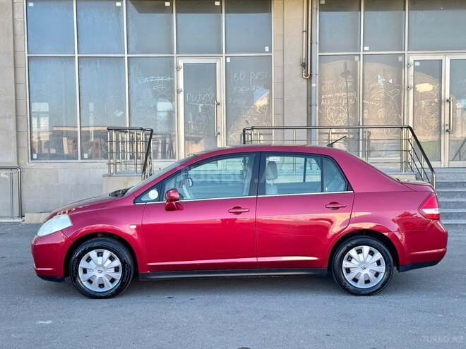 Nissan Tiida-19