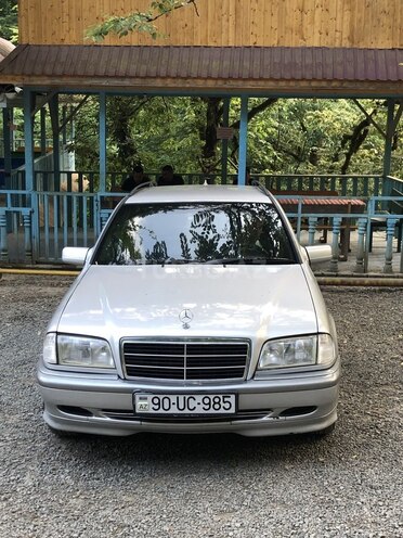 Mercedes C 180-1