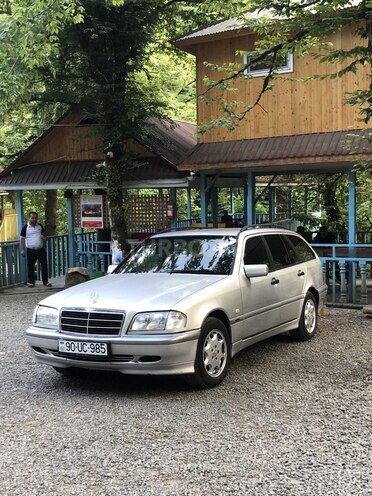 Mercedes C 180-3