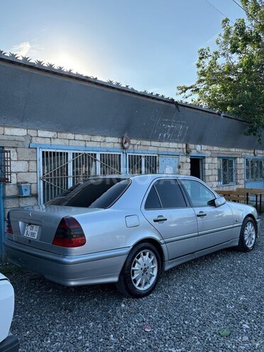 Mercedes C 240-2