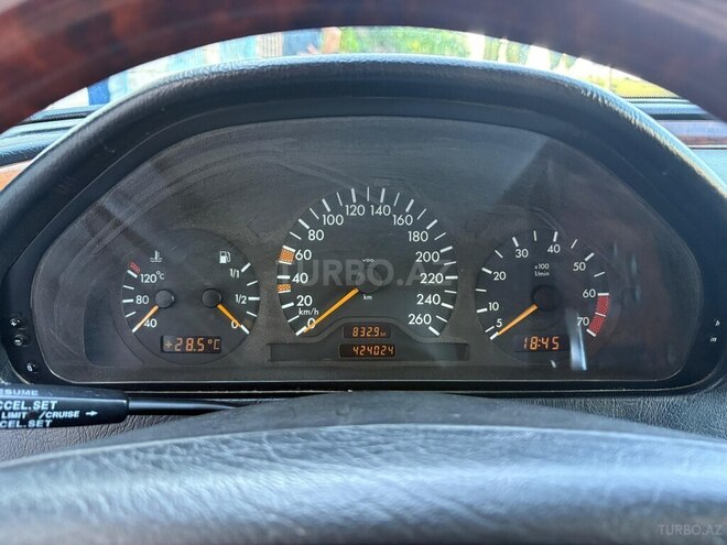 Mercedes C 240-12