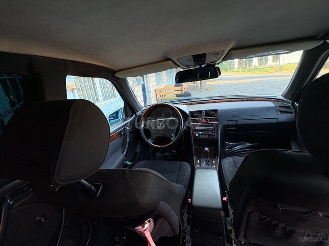 Mercedes C 240-8