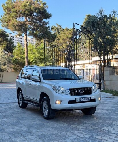 Toyota Land Cruiser Prado-3