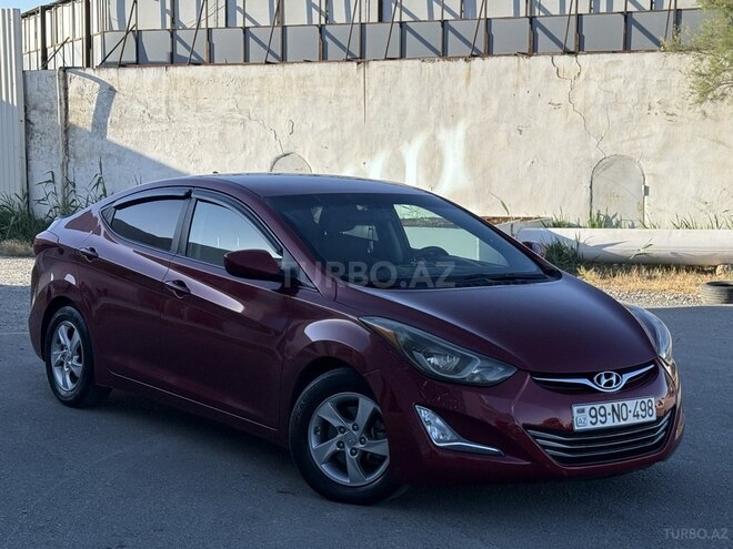 Hyundai Elantra-3