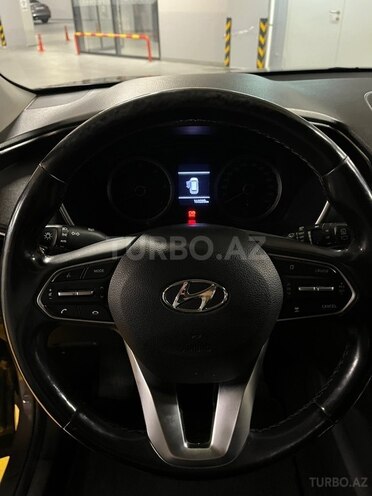Hyundai Santa Fe-14