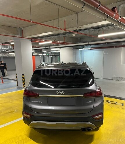 Hyundai Santa Fe-6