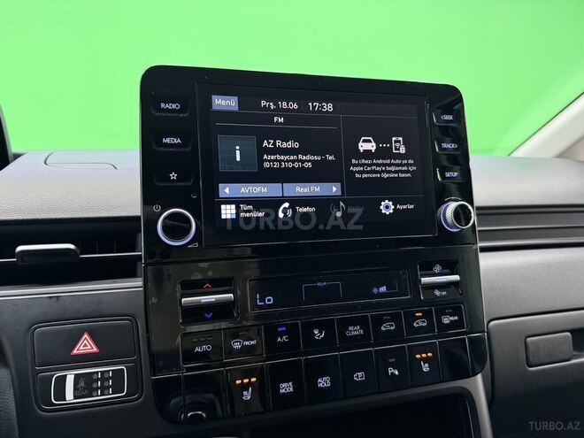 Hyundai Staria-16