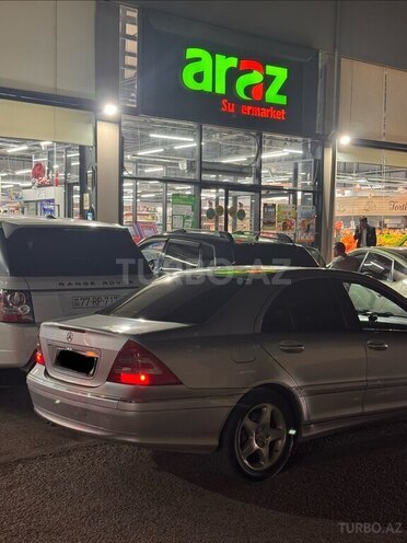 Mercedes C 200-2
