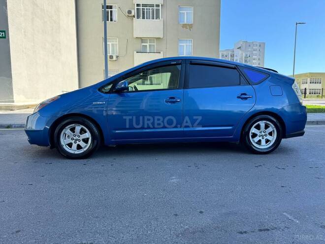 Toyota Prius-16