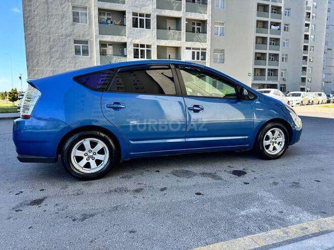 Toyota Prius-18