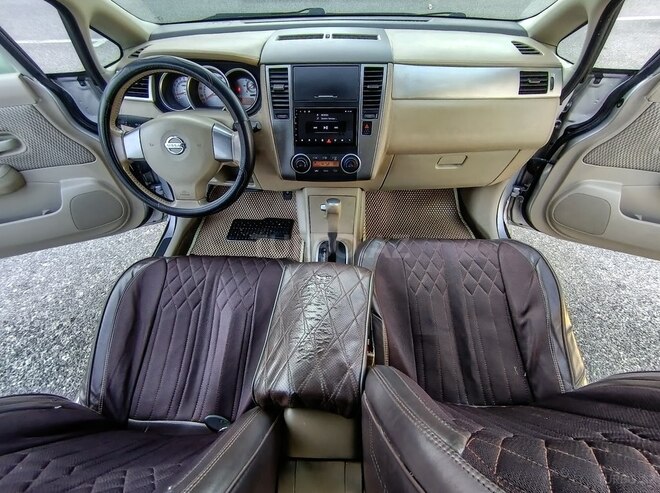 Nissan Tiida-19