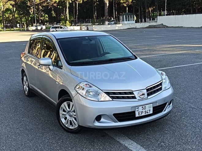 Nissan Tiida-2