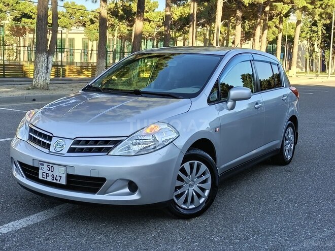 Nissan Tiida-7