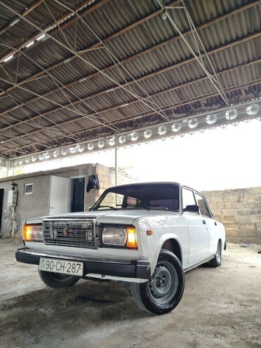 LADA (VAZ) 2107-15