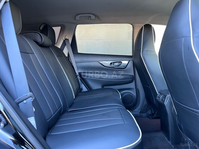 Nissan X-Trail-16