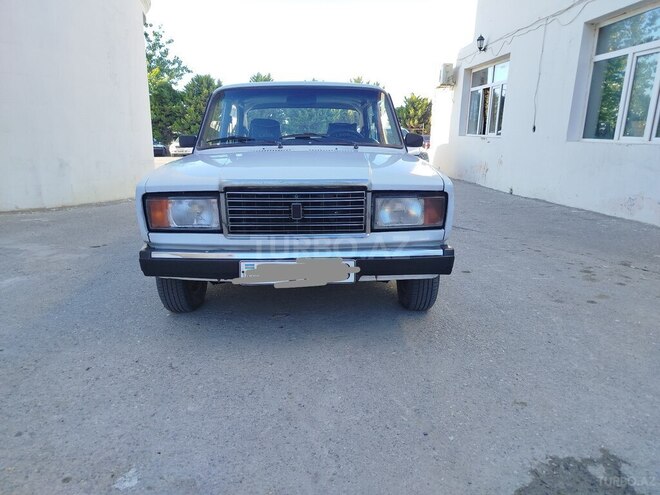 LADA (VAZ) 2107-1