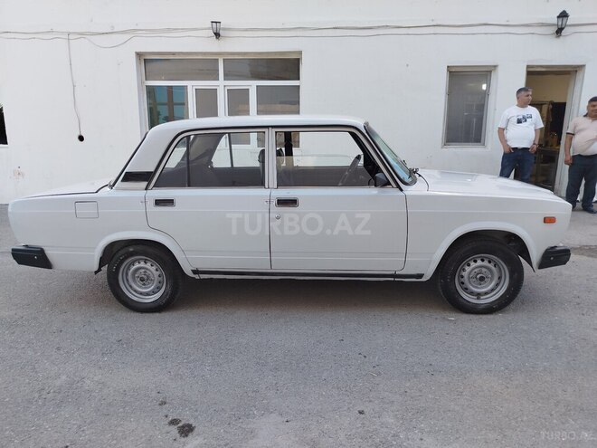 LADA (VAZ) 2107-4