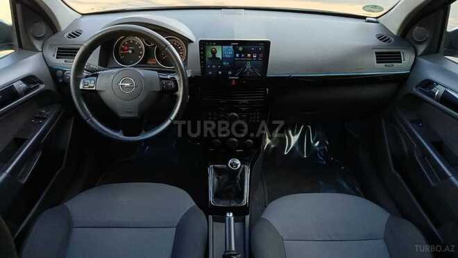 Opel Astra-10
