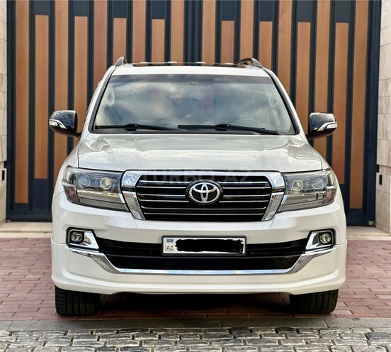 Toyota Land Cruiser-12