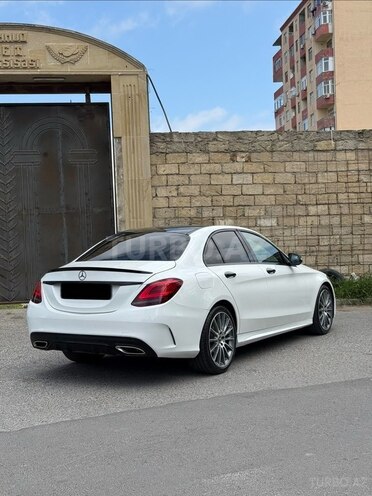 Mercedes C 300-7
