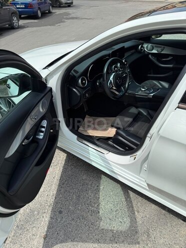 Mercedes C 300-8