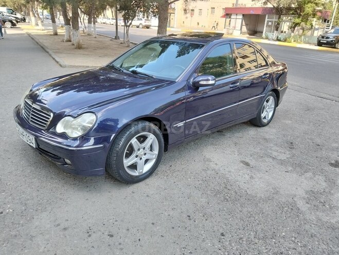 Mercedes C 200-2