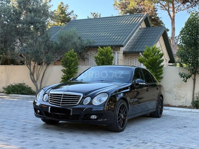 Mercedes E 220-2