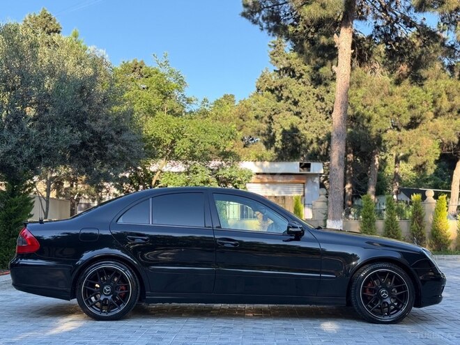 Mercedes E 220-4