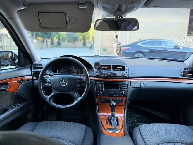 Mercedes E 220-9