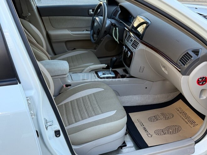 Hyundai Sonata-10