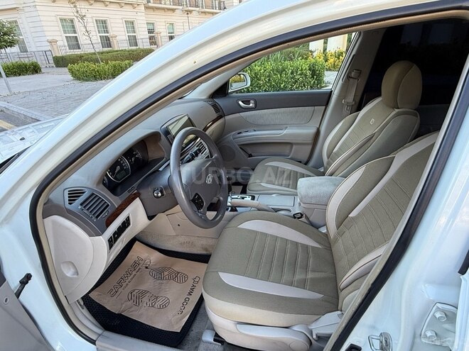 Hyundai Sonata-9