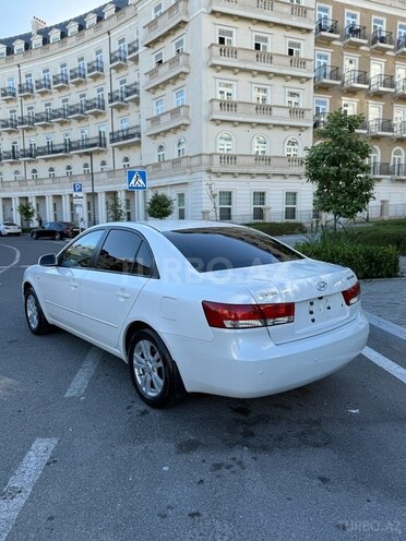 Hyundai Sonata-17