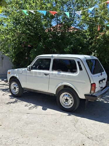 LADA (VAZ) Niva-2