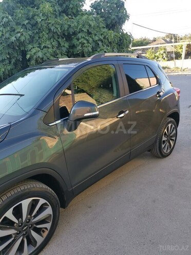 Chevrolet Trax-6