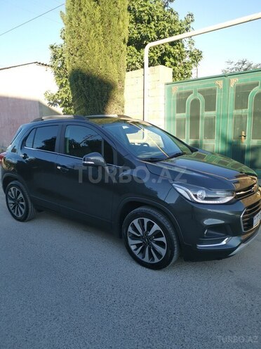 Chevrolet Trax-11