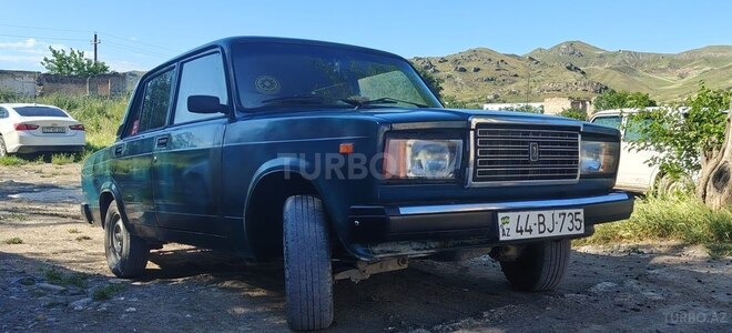 LADA (VAZ) 2107-1