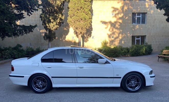 BMW 530-7