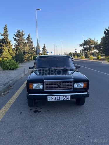 LADA (VAZ) 2107-2