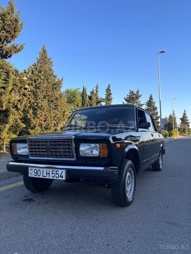 LADA (VAZ) 2107-1