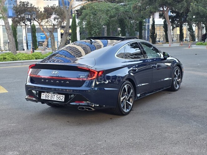 Hyundai Sonata-6