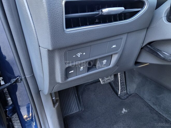 Hyundai Sonata-13
