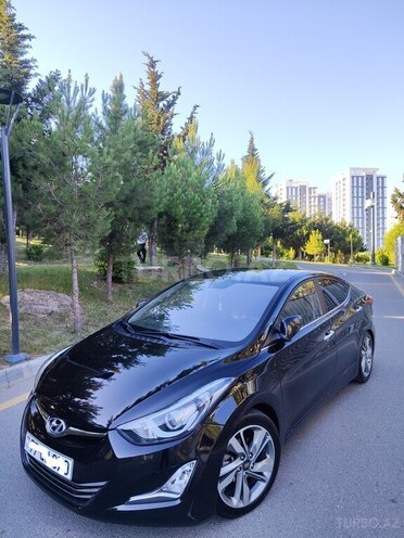Hyundai Avante-5