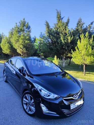 Hyundai Avante-9