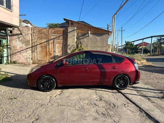 Toyota Prius-2
